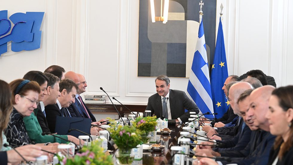 kyriakos koinovouleutiki omada